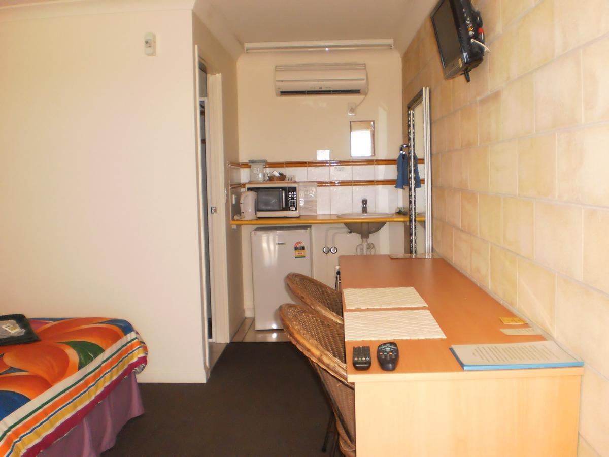 Country View Motel Ilbilbie Экстерьер фото