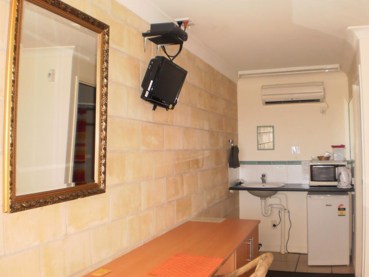 Country View Motel Ilbilbie Экстерьер фото
